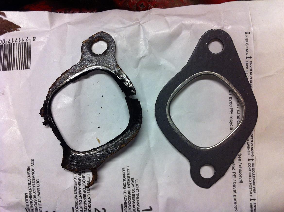 Volvo 240 GL sedan - Udskiftning af udstødningsmanifold. Sikke en bil det blev at køre i.  billede 10