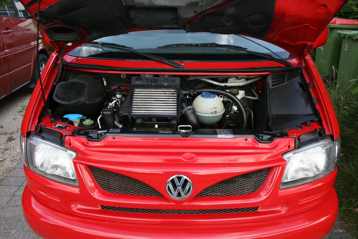 VW Multivan 2.5 TDI billede 13