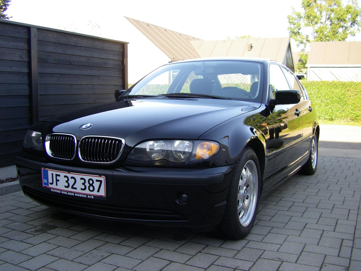 BMW 320i E46 billede 2