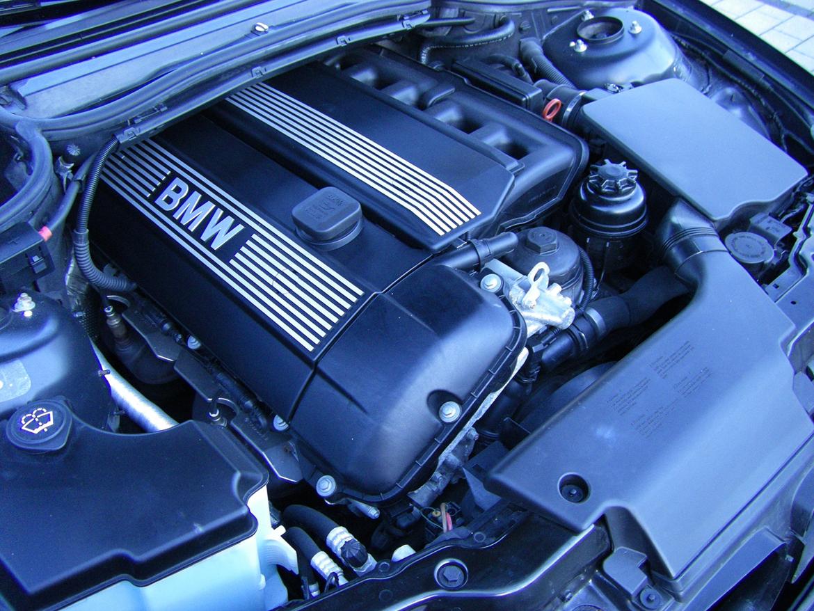 BMW 320i E46 billede 8
