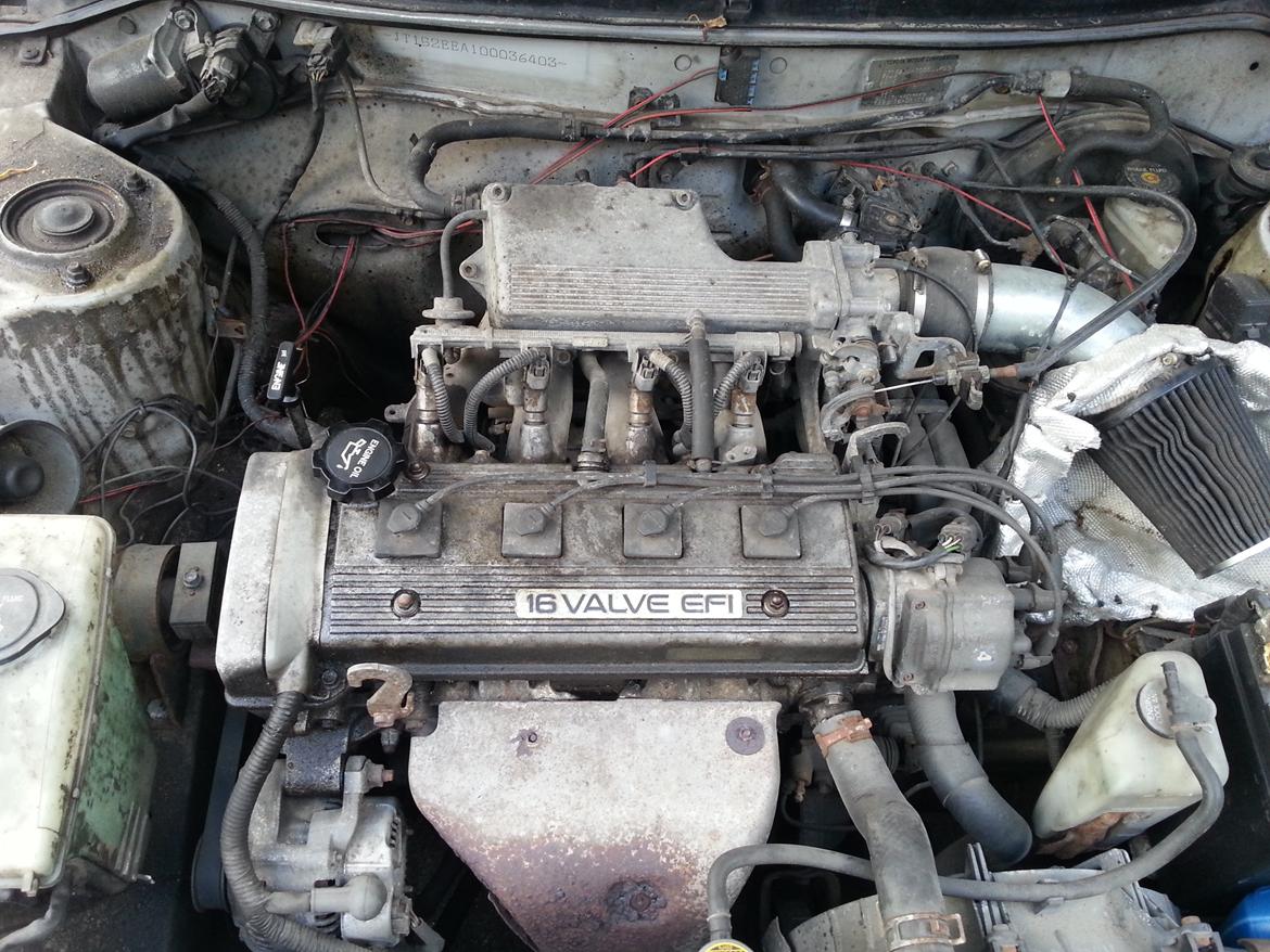 Toyota Corolla E10 - Motor
 billede 10