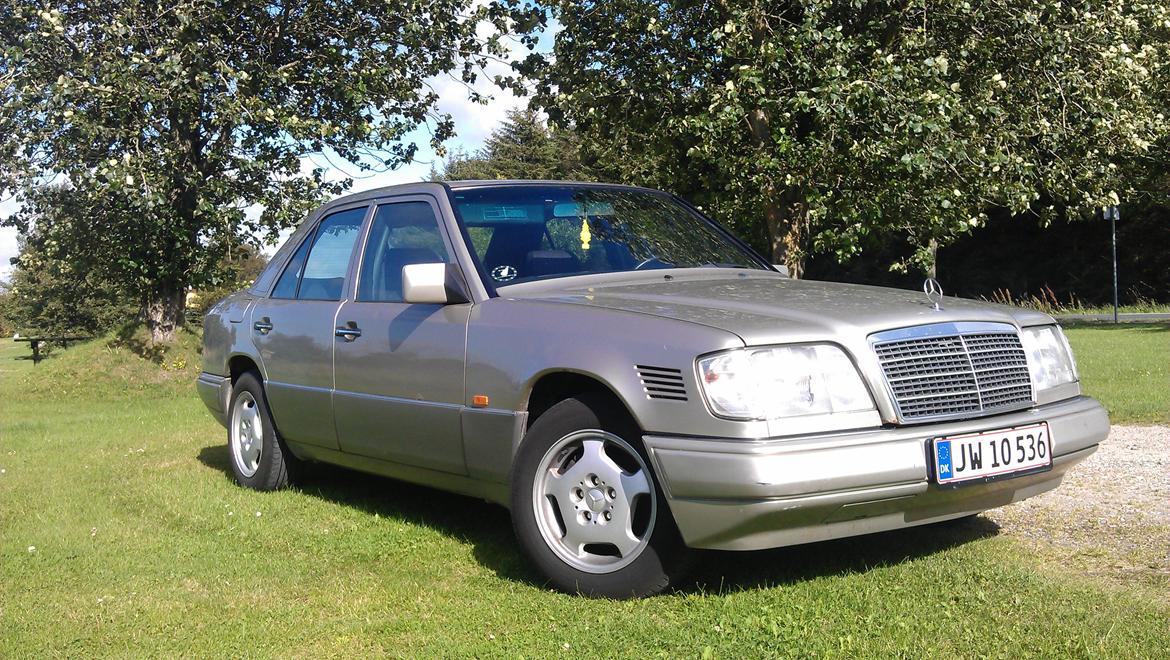 Mercedes Benz W124 E 250 billede 2