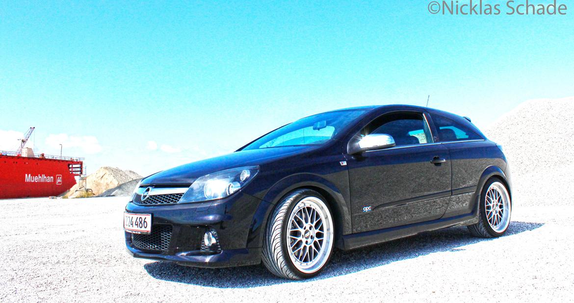 Opel Astra GTC TURBO 2.0 billede 3
