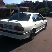 Nissan Primera 1.6 sri