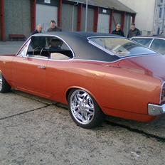 Opel Commodore A Coupe