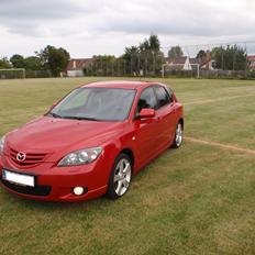 Mazda 3 2,0 touring plus