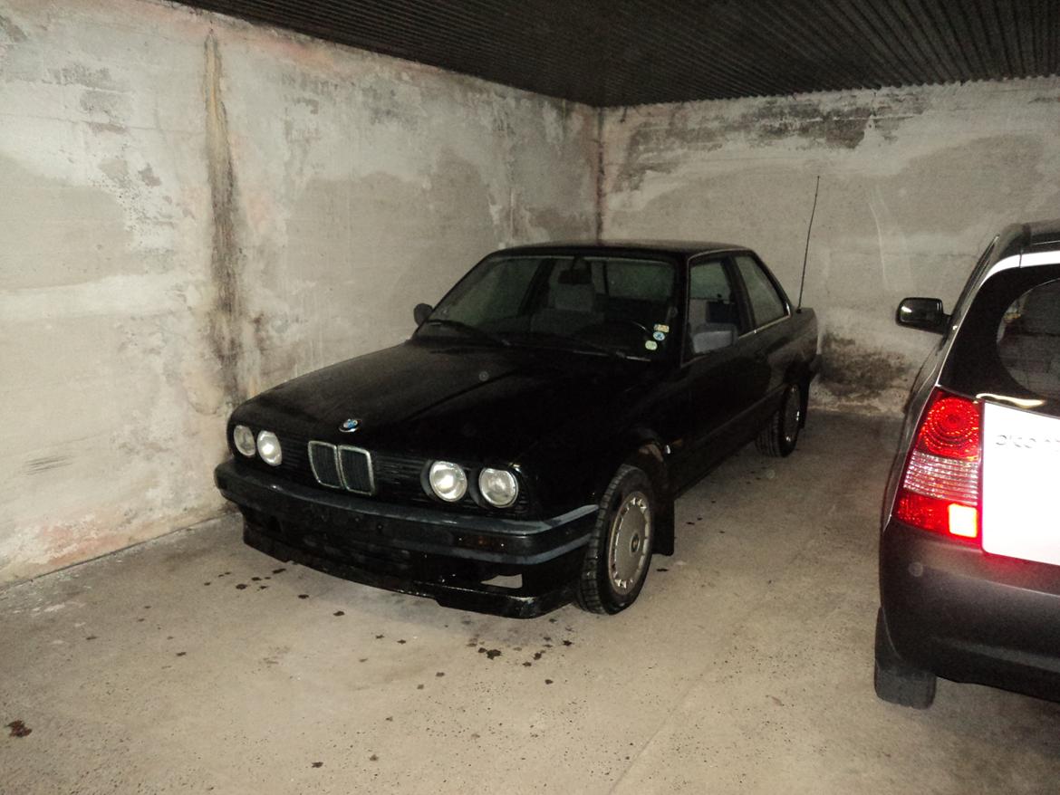 BMW E30 318i billede 20