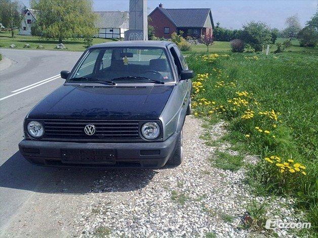 VW GOLF 2 1,8CL billede 1