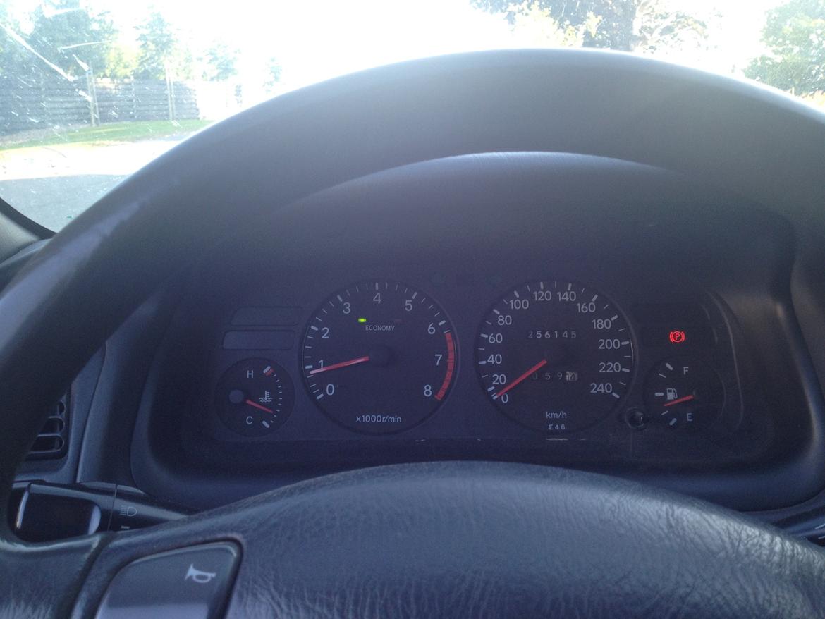 Toyota corolla e10 billede 1