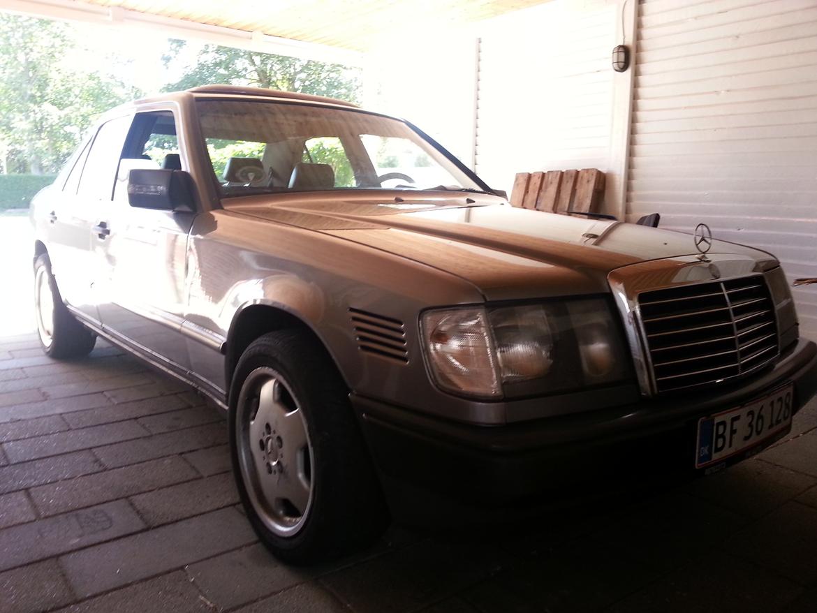 Mercedes Benz w124 300d billede 7