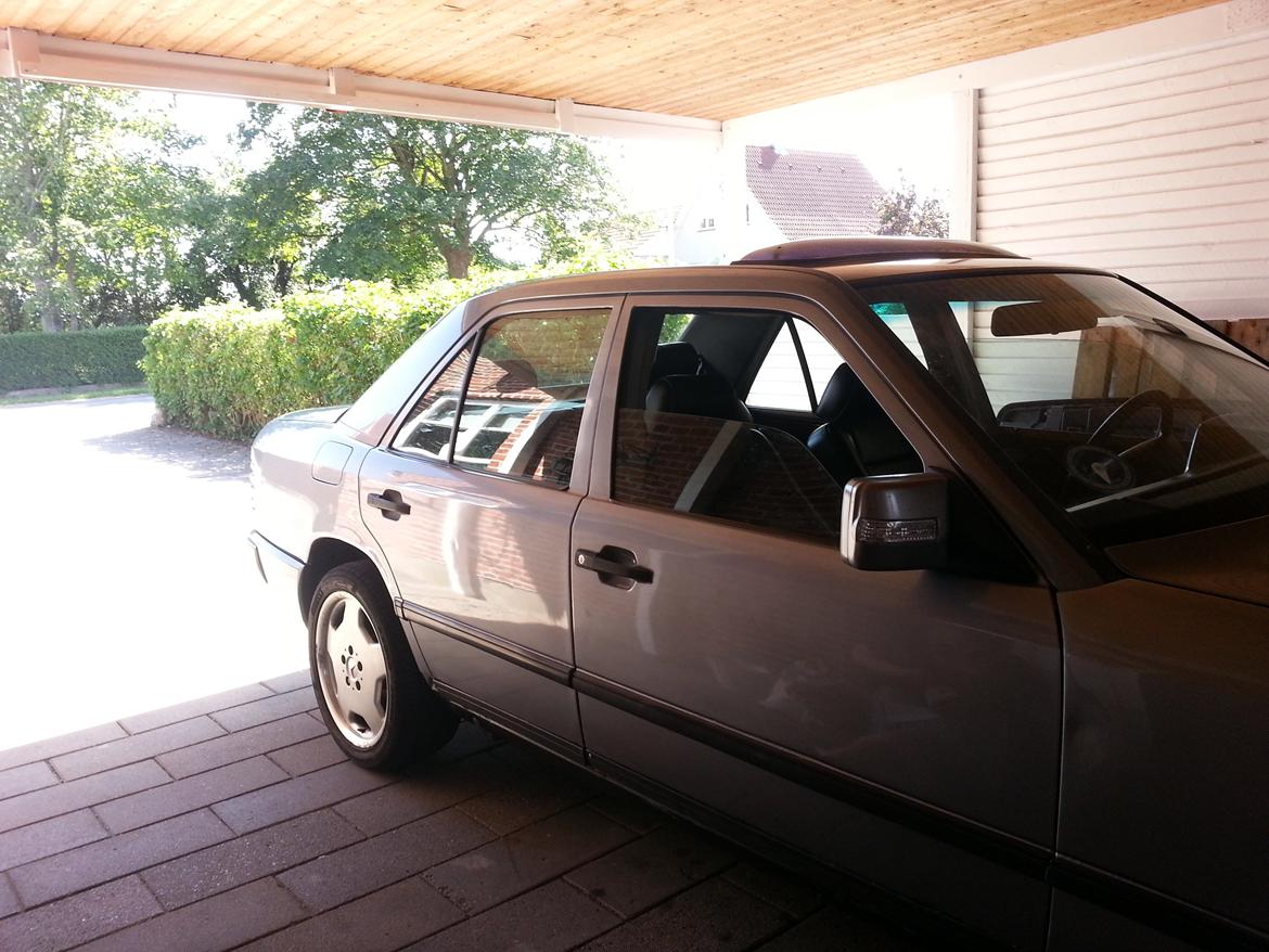 Mercedes Benz w124 300d billede 8