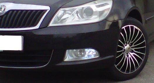 Skoda Octavia GreenLine - LED pære i kørelys
6000K billede 10