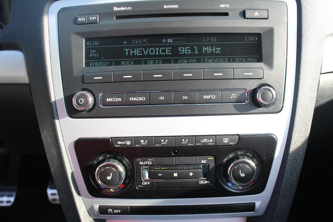 Skoda Octavia GreenLine - CLIMATRONIC med SWING radio og mp3 billede 16