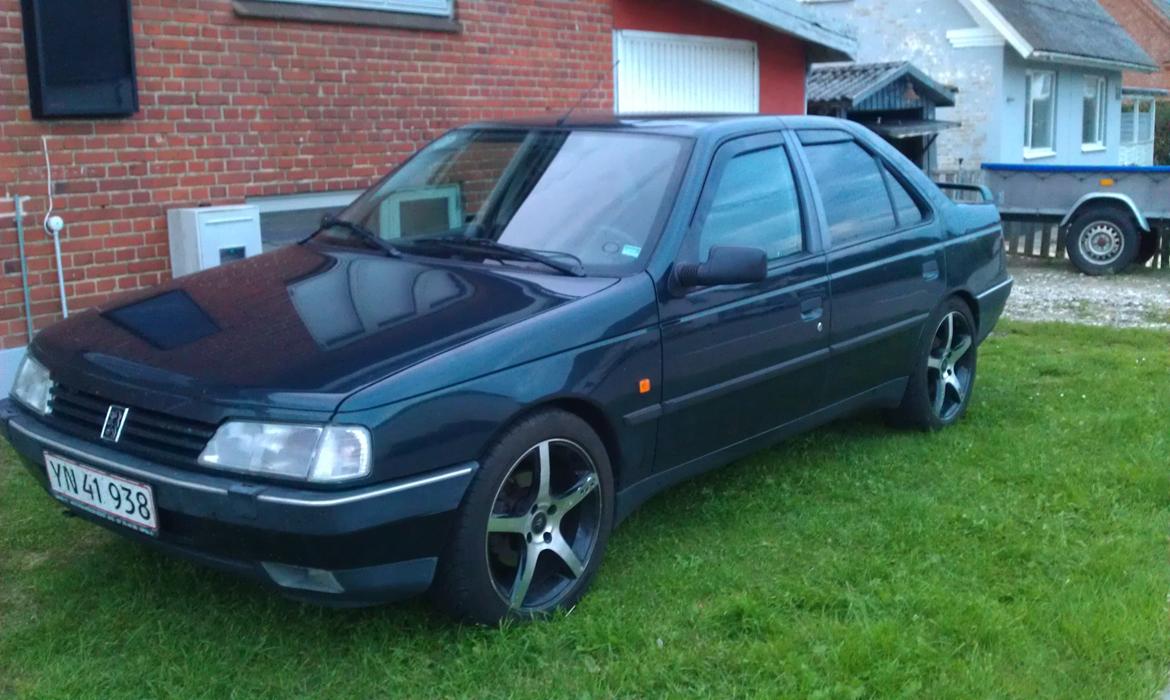 Peugeot 405 style SOLGT - Synes fælgene passer rigtig godt til bilen billede 5