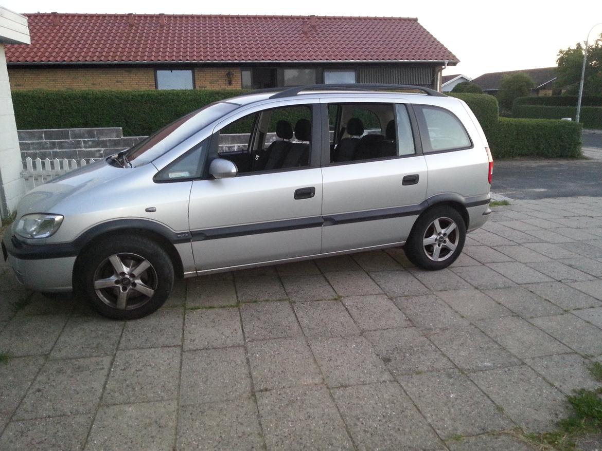 Opel zafira 7 personers billede 2