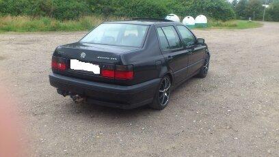 VW Vento 1.8 8v Clx (Total Skadet) billede 9