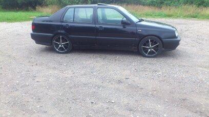 VW Vento 1.8 8v Clx (Total Skadet) billede 10