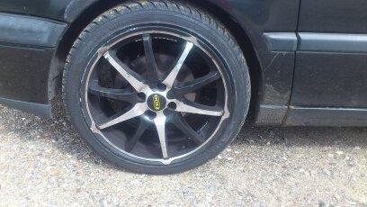 VW Vento 1.8 8v Clx (Total Skadet) billede 14