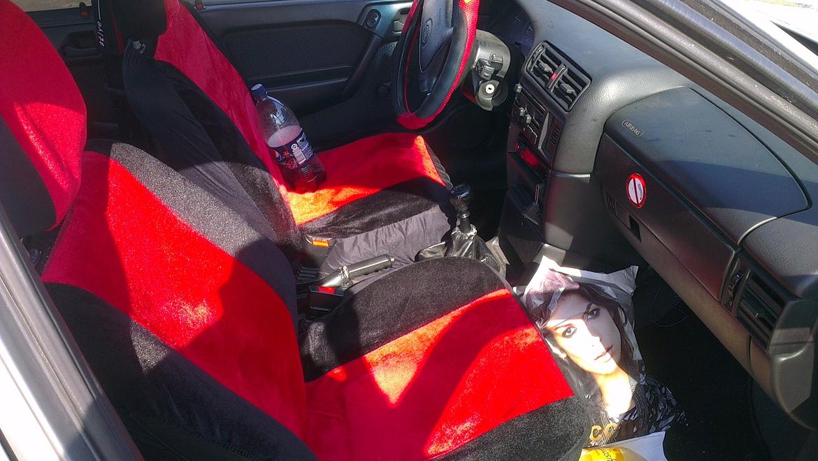 Opel Vectra a (Calectra) Skrottet billede 12