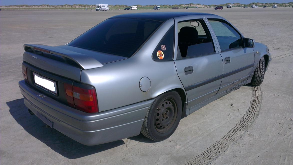 Opel Vectra a (Calectra) Skrottet billede 4