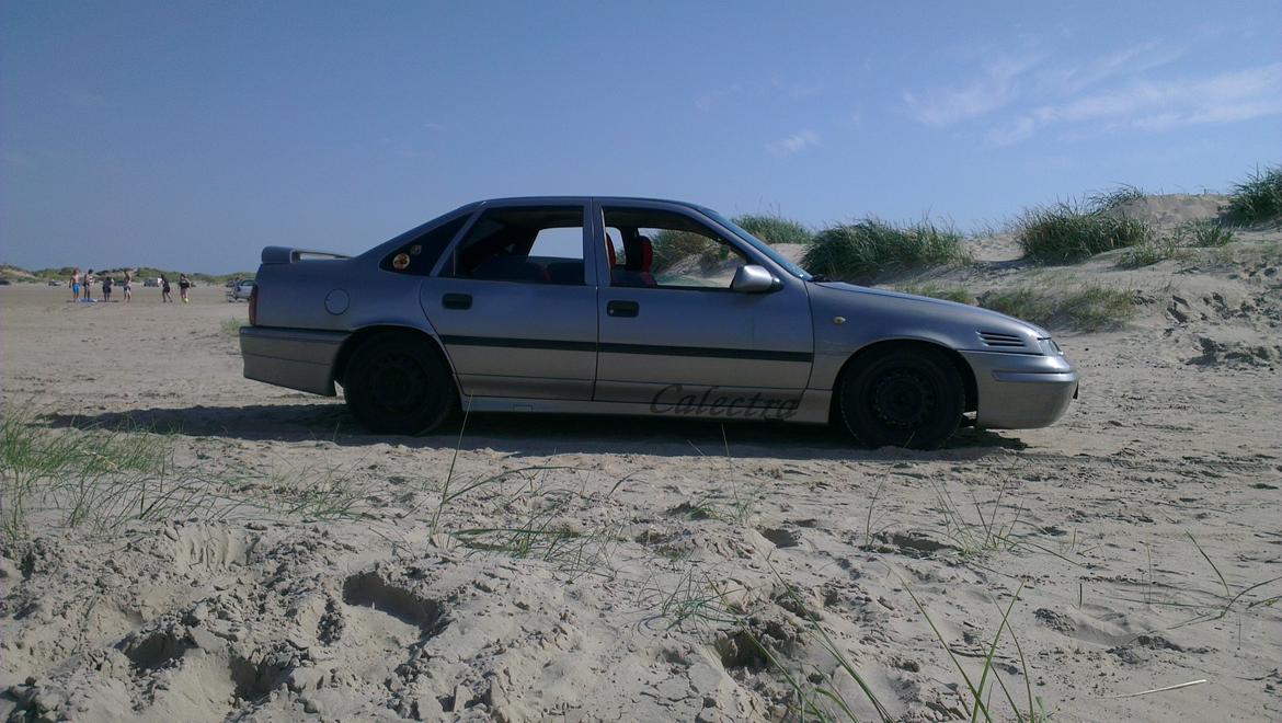 Opel Vectra a (Calectra) Skrottet billede 8