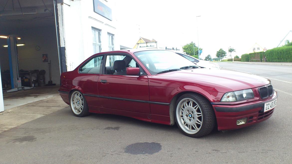BMW e36 320i coupe billede 1