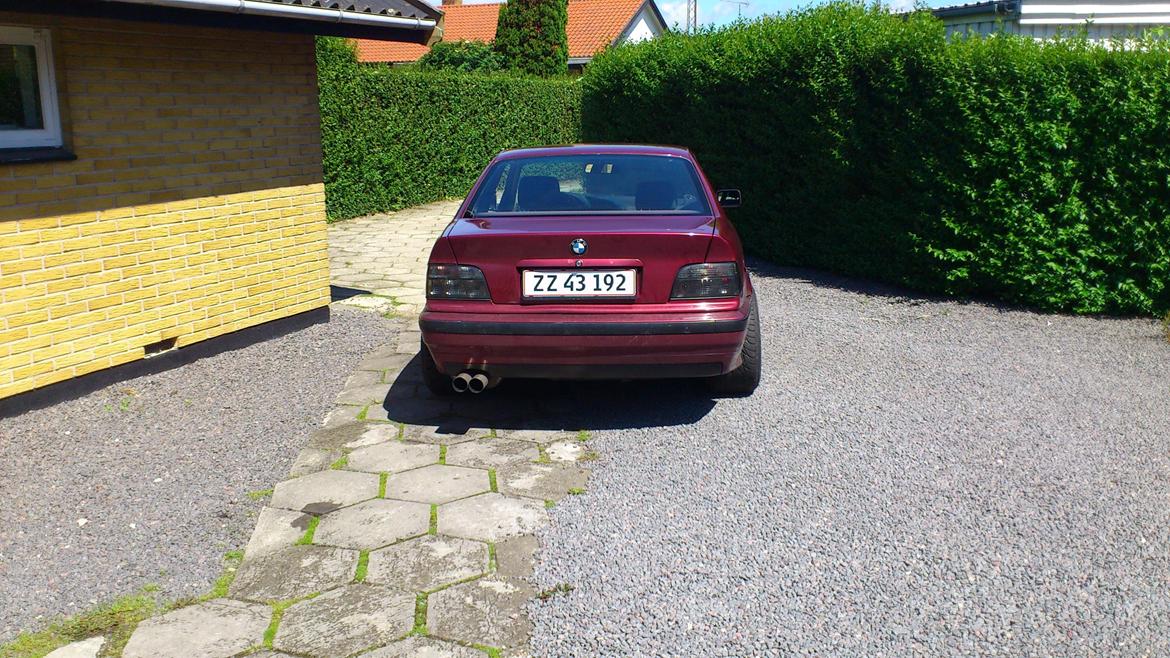 BMW e36 320i coupe billede 5