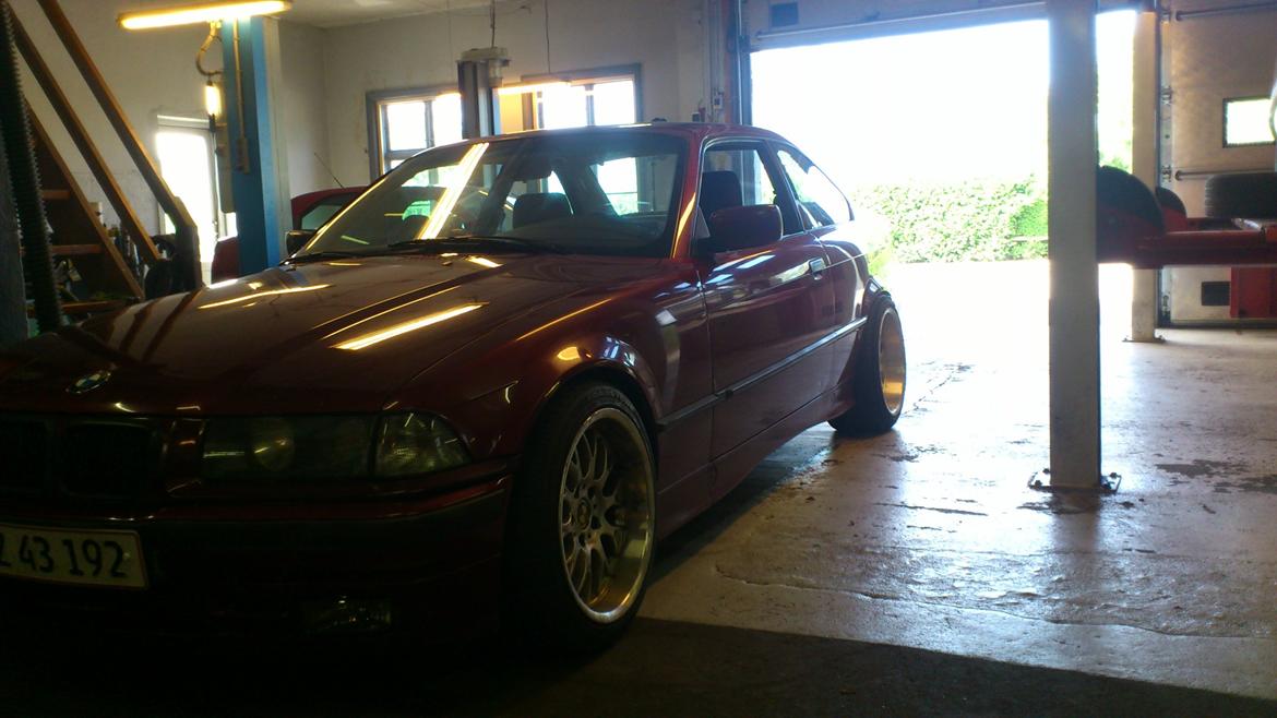 BMW e36 320i coupe billede 7