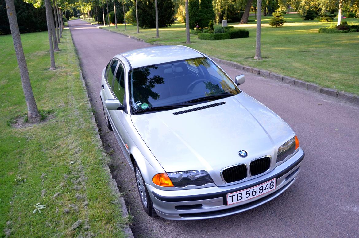 BMW E46 (318i) billede 1