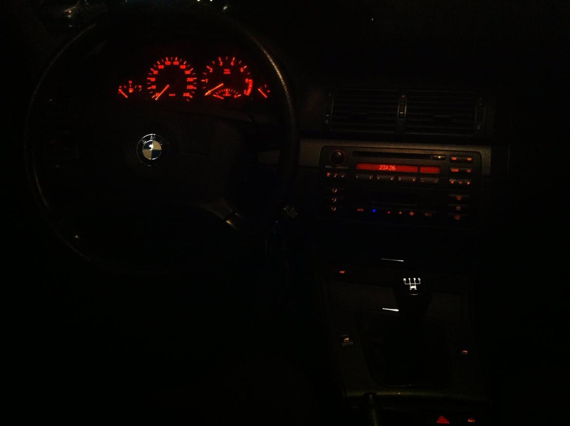 BMW E46 (318i) billede 17