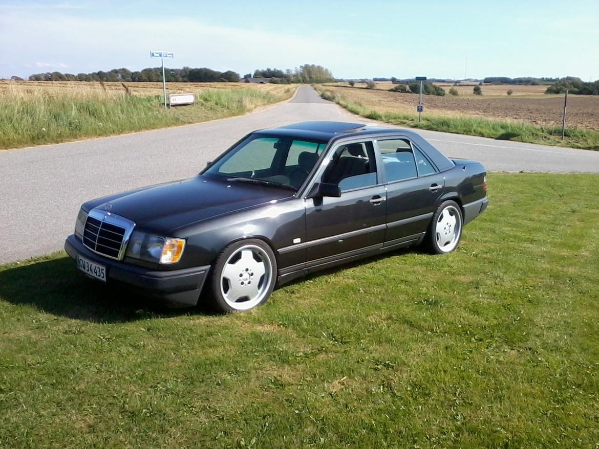 Mercedes Benz W124 300E billede 4