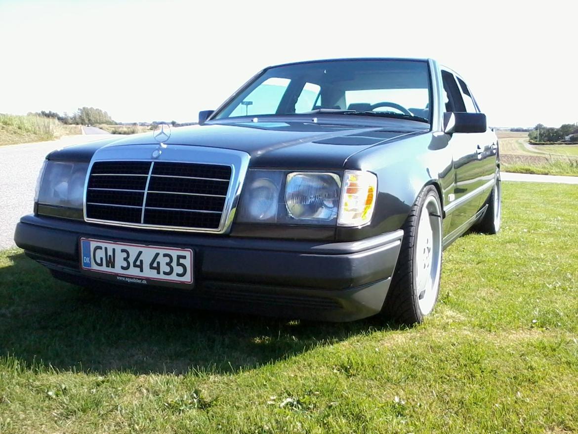 Mercedes Benz W124 300E billede 5