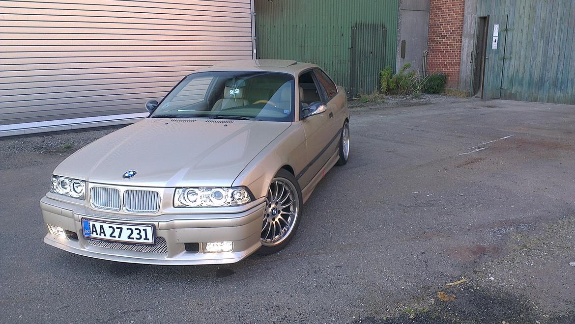 BMW e36 coupé 320i Aut billede 8