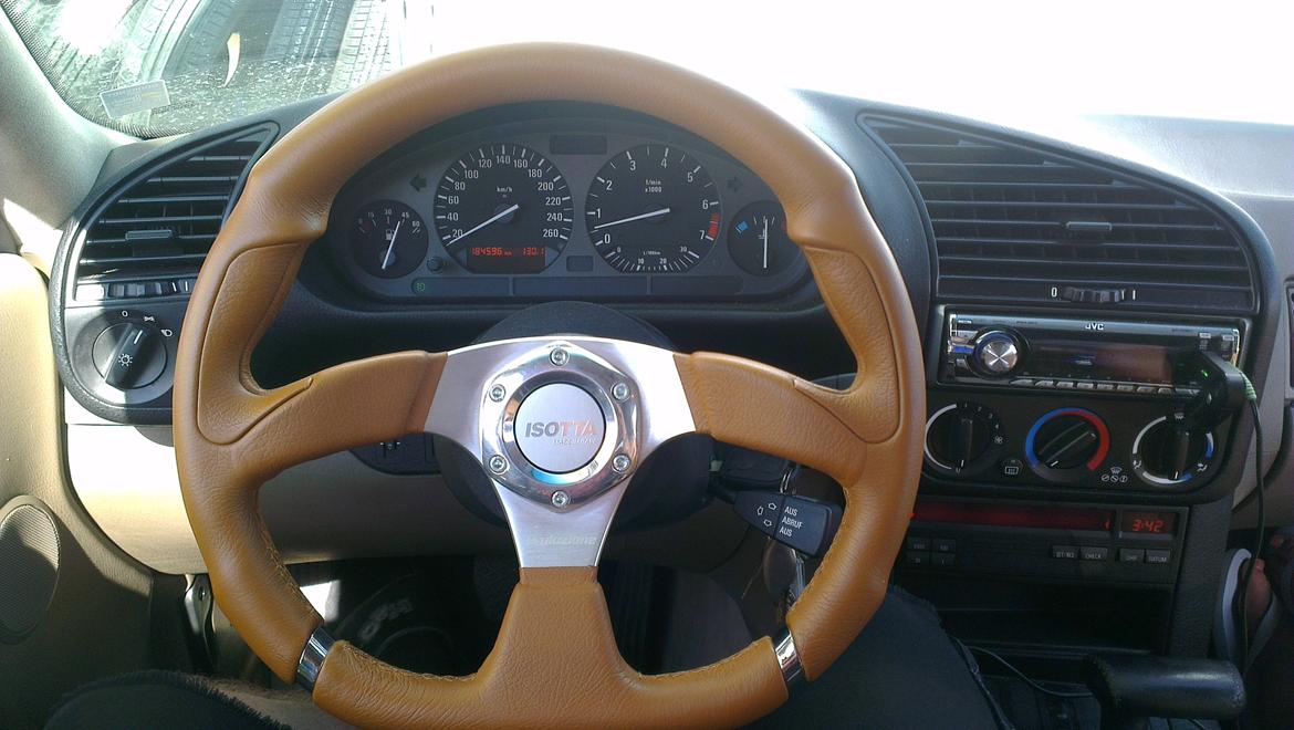 BMW e36 coupé 320i Aut billede 17