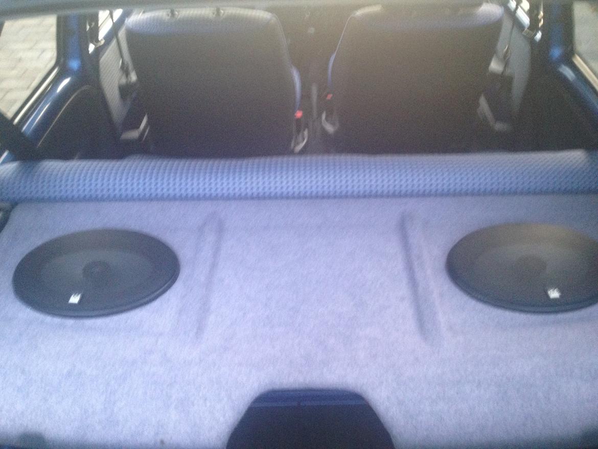 Peugeot 106 1.1 Zenith [Totalskadet] billede 8