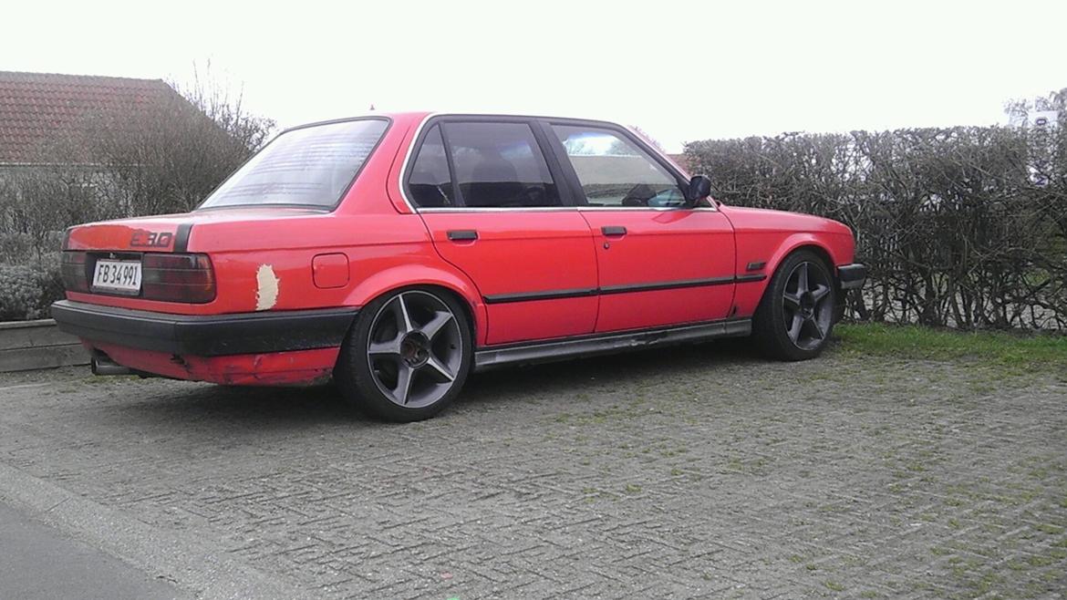BMW E30 billede 6
