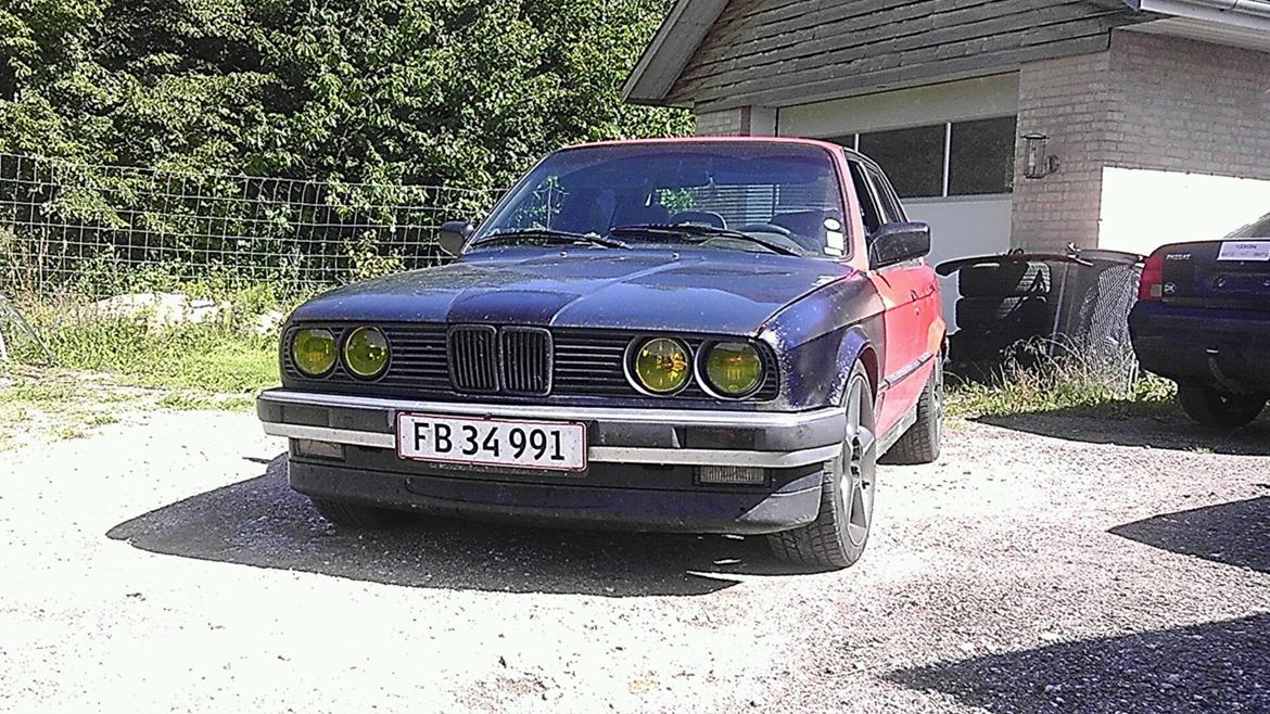 BMW E30 billede 12