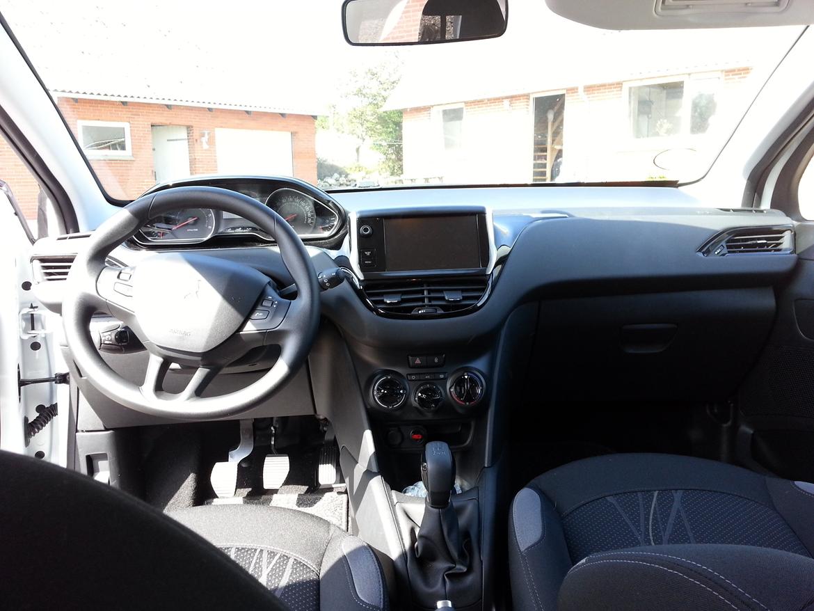 Peugeot 208 billede 6