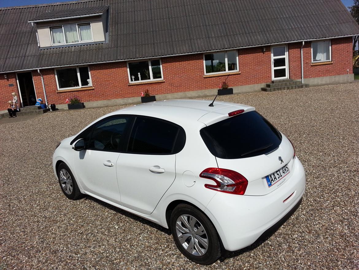 Peugeot 208 billede 9