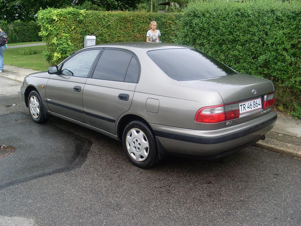 Toyota Carina 1.6 xli solgt billede 3