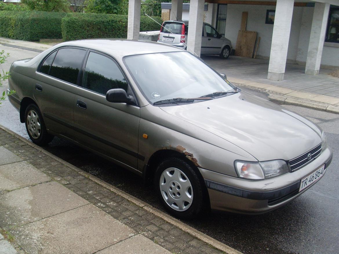 Toyota Carina 1.6 xli solgt billede 4