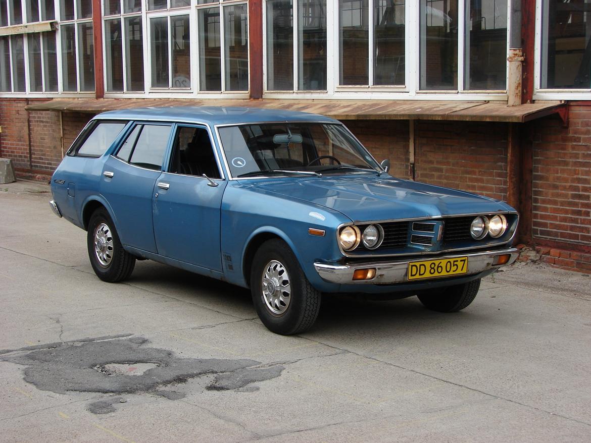 Toyota Corona Mark II 2000 Van (RX22) - Som det fremgår af billederne, er der da plads til forbedringer ;-) billede 2