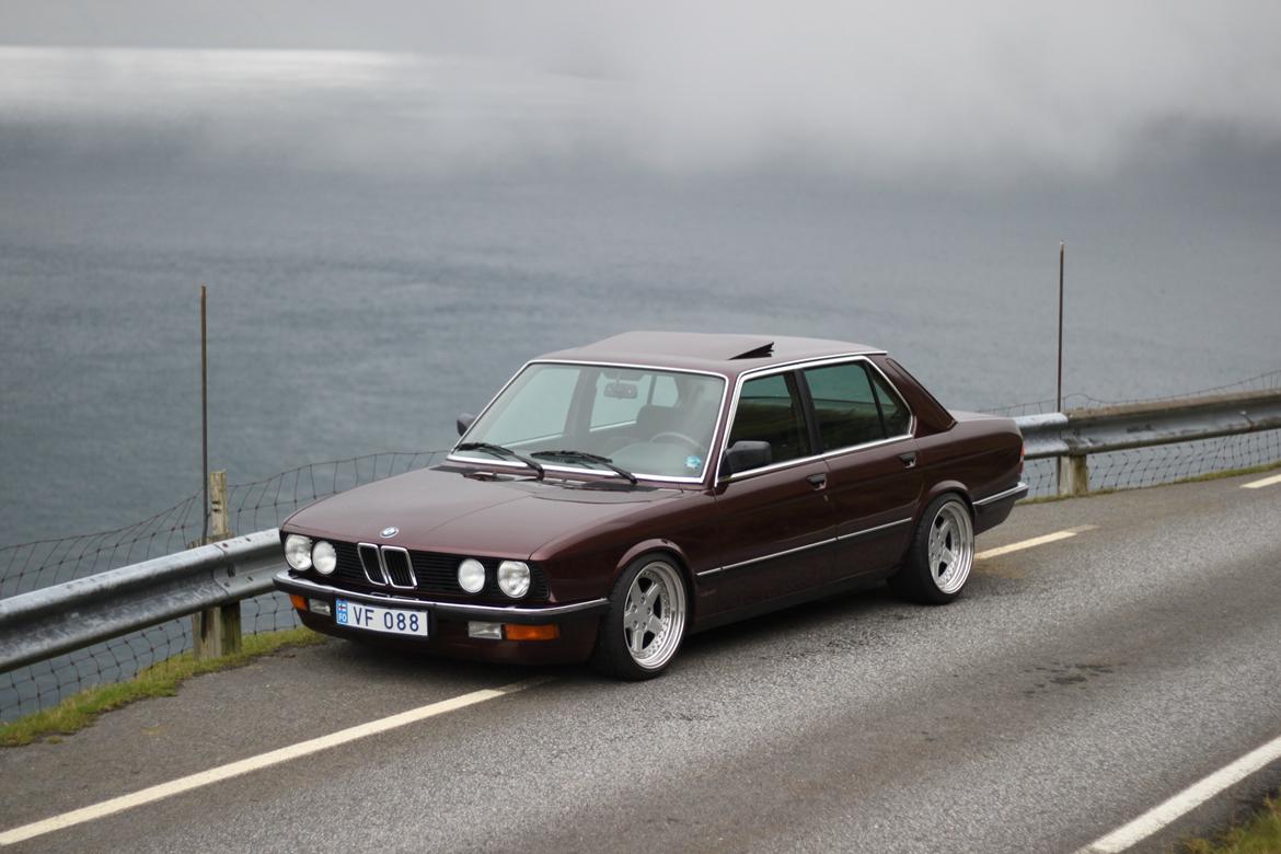 BMW 525i E28 billede 1