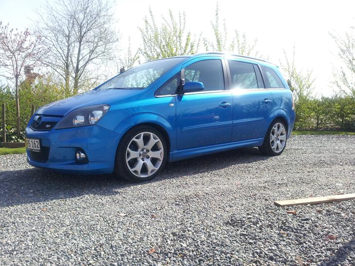 Opel zafira b opc