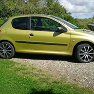 Peugeot 206, 1,6 s16