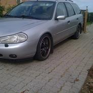 Ford Mondeo 2,0 -----Solgt-----