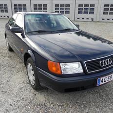 Audi 100 C4