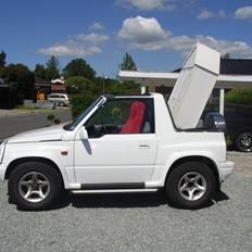 Suzuki vitara jlx canvastop