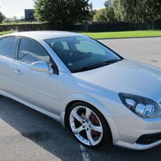 Opel Vectra 2,8 v6 solgt !