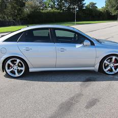 Opel Vectra 2,8 v6 solgt !